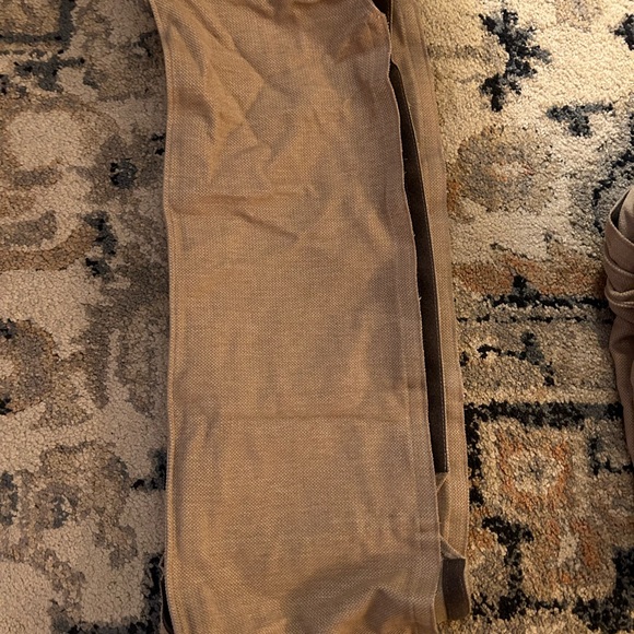 NIP Kivik Ottoman Foot Stool Cover Tallmyra Beige NWT - Picture 9 of 12